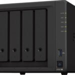 Synology DiskStation DS923+ NAS 4 Baias com AMD Ryzen, 4GB ECC e Expansão SSD